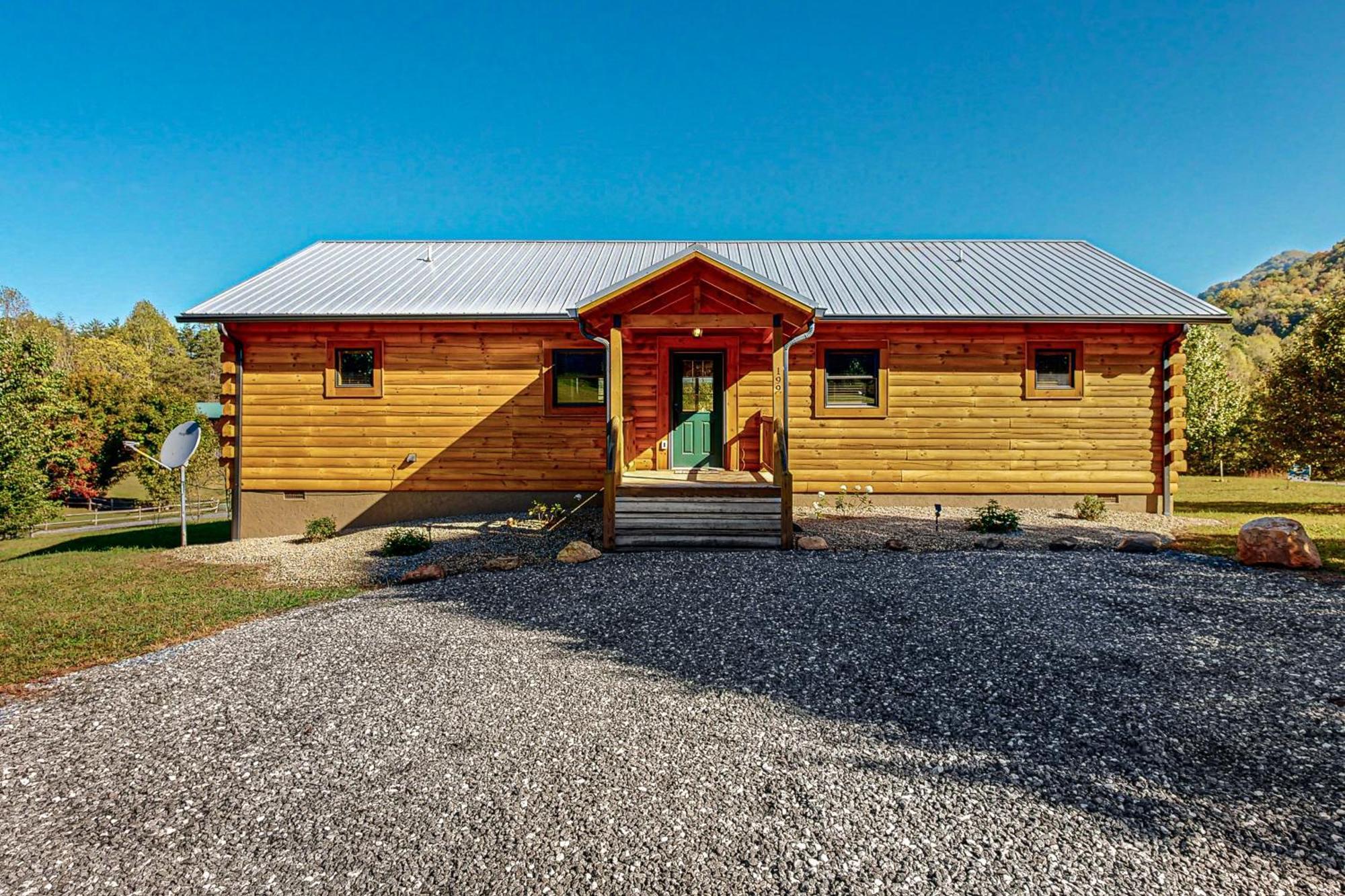 Brookview Getaway Villa Whittier Exterior photo